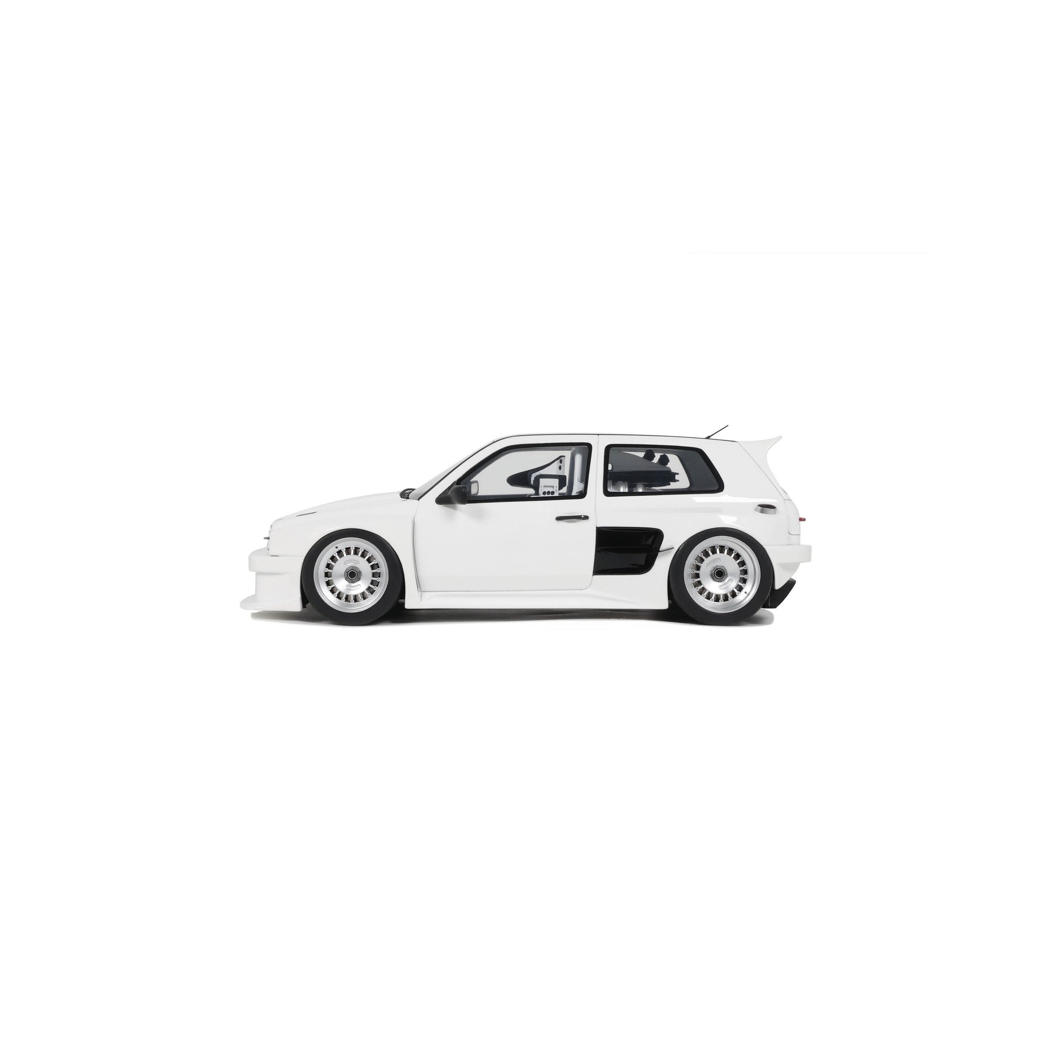 Pre-Order) 1:18 Volkswagen Golf II GTi by Khyzyl Saleem -- White -- O Pre-Order) 1:18 Volkswagen Golf II GTi by Khyzyl Saleem -- White -- O