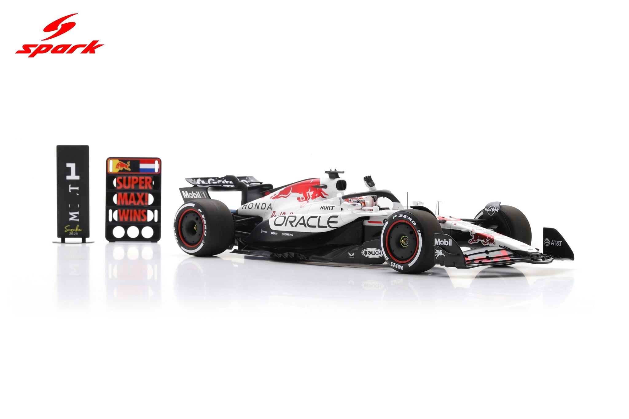 1:18 2025 Max Verstappen -- Japanese GP Winner -- #1 Red Bull RB21 --