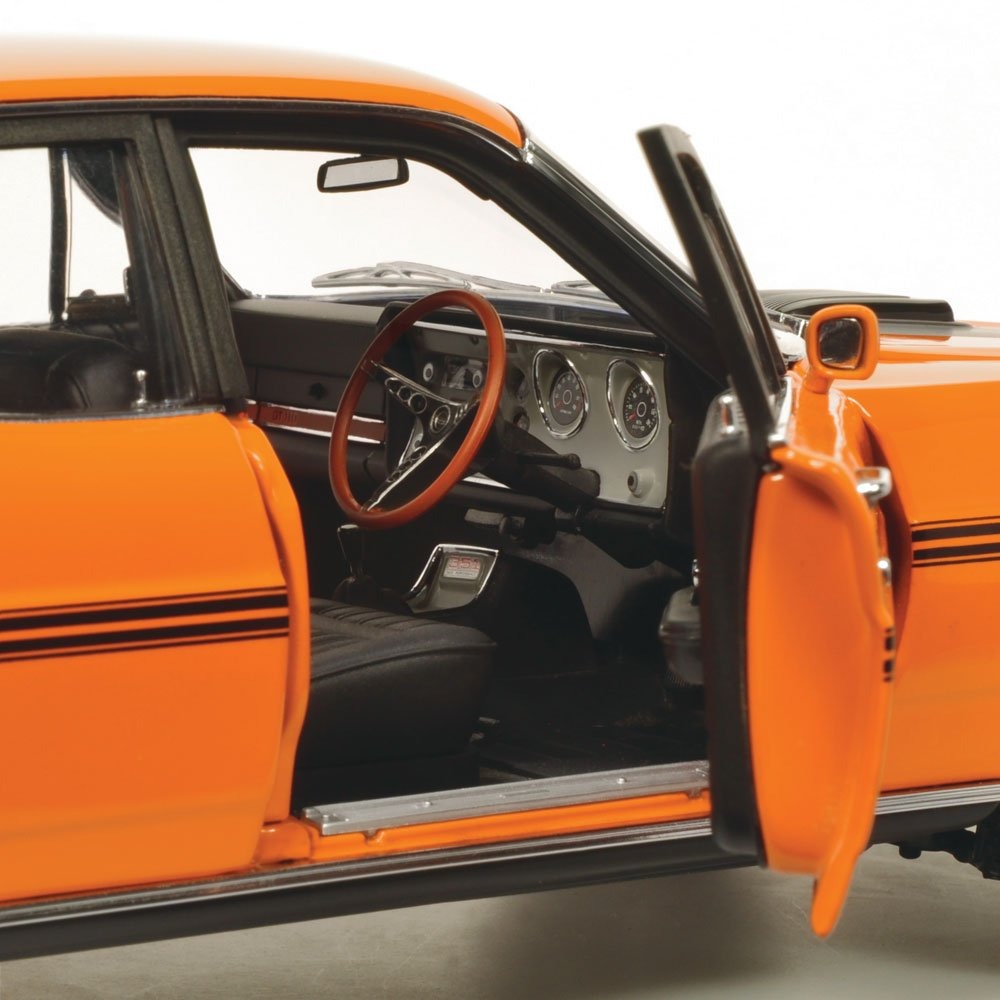 国内未入荷 1/18 CC フォード XY ファルコン GT-HO ParseⅢ Ford XY Falcon GT-HO Phase III in Raw Orange - 1/18 Diecast Model