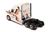 1:64 Freightliner Cascadia 2018 -- White -- IXO Models Truck