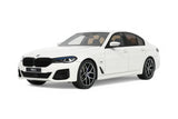 1:18 2023 BMW 545E Drive Saloon M Sport -- White -- GT Spirit
