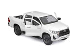 1:27 Toyota Hilux 2023 -- White -- Maisto 1:24 32920
