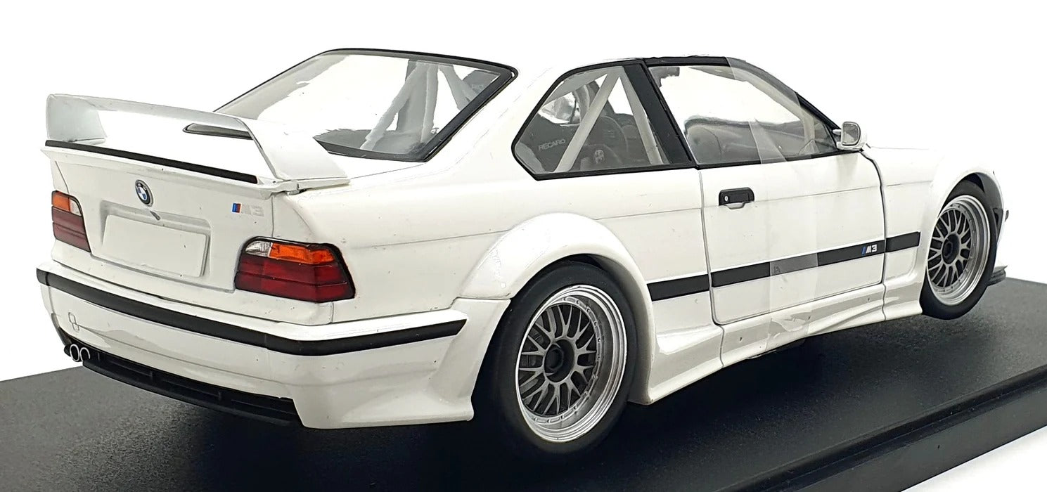 1:18 BMW (E36) M3 GTR 1993 -- Plain Body White -- Werk83