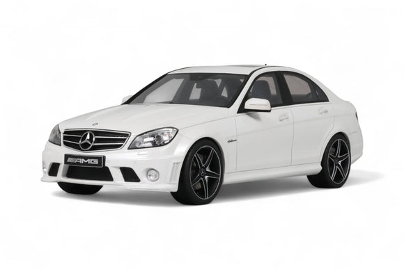 1:18 Mercedes-Benz C63 AMG -- Diamond White -- GT Spirit