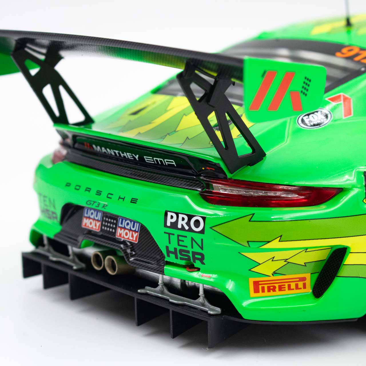 Shell Bathurst Gt3 R 1:18 2023 Bathurst 12 Hour 2nd Place -- #912 Porsche 911 GT3 R -- IXO