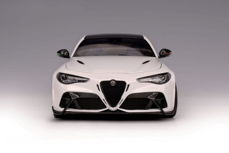Alfa Romeo Giulia GTA 2022 Bianco Trofeo 1:18 Motorhelix M89003 - Nuovo In Imballo Originale