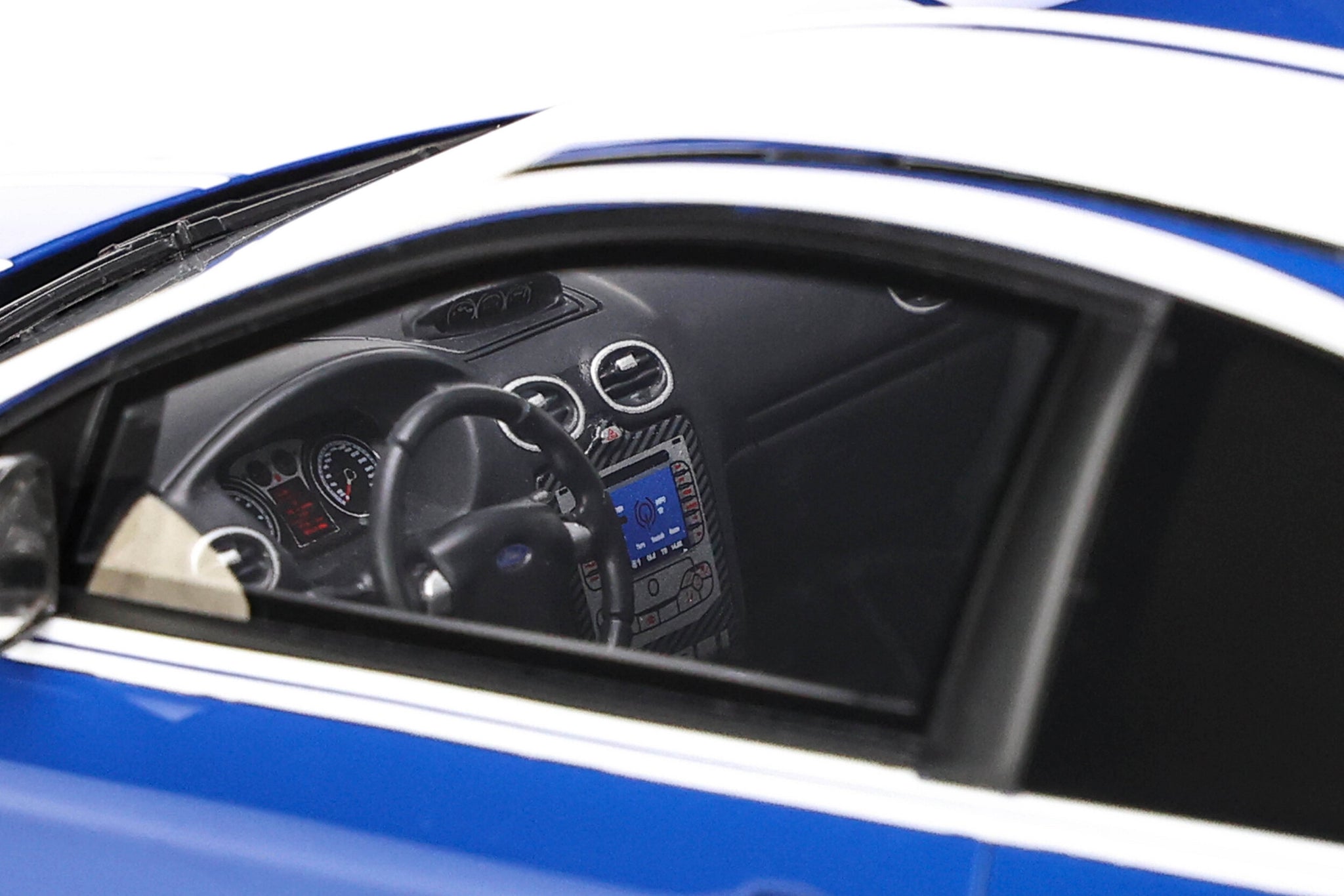 Ottomobile 1/18 Ford Focus RS MK2 2009 – Bleu Performance – Neuve OT1067