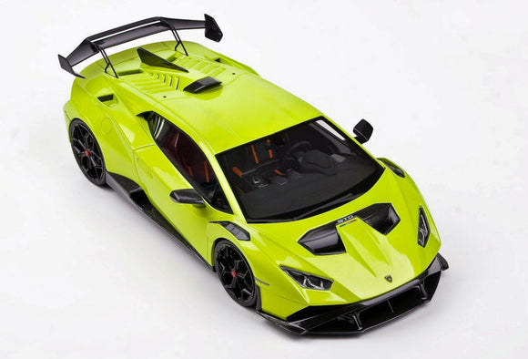 1:18 Lamborghini Huracan STO Novitec -- Green -- Runner