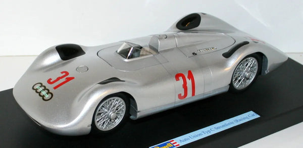 1/18 アウトウニオン タイプ C ストリームライン #31 REVELL 1:18 Auto Union Type C Stromlinie Racing Car -- #31 Silver -- Revell A