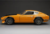 1:18 1970 Nissan Fairlady Z (S30) 1970 -- Orange / Carbon Black -- Sunstar