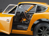 1:18 1970 Nissan Fairlady Z (S30) 1970 -- Orange / Carbon Black -- Sunstar