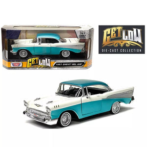 1:24 1957 Chevrolet Bel Air Lowrider -- Turquoise / White -- MotorMax Get Low