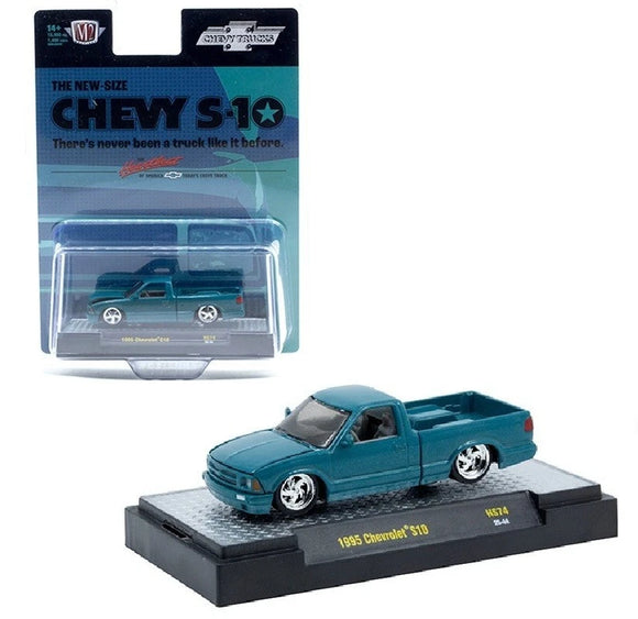 1:64 1995 Chevrolet S10 Pickup Truck -- Custom Blue -- M2 Machines