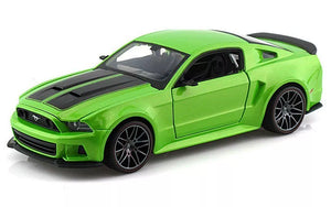 1:24 2014 Ford Mustang Street Racer -- Green -- Maisto