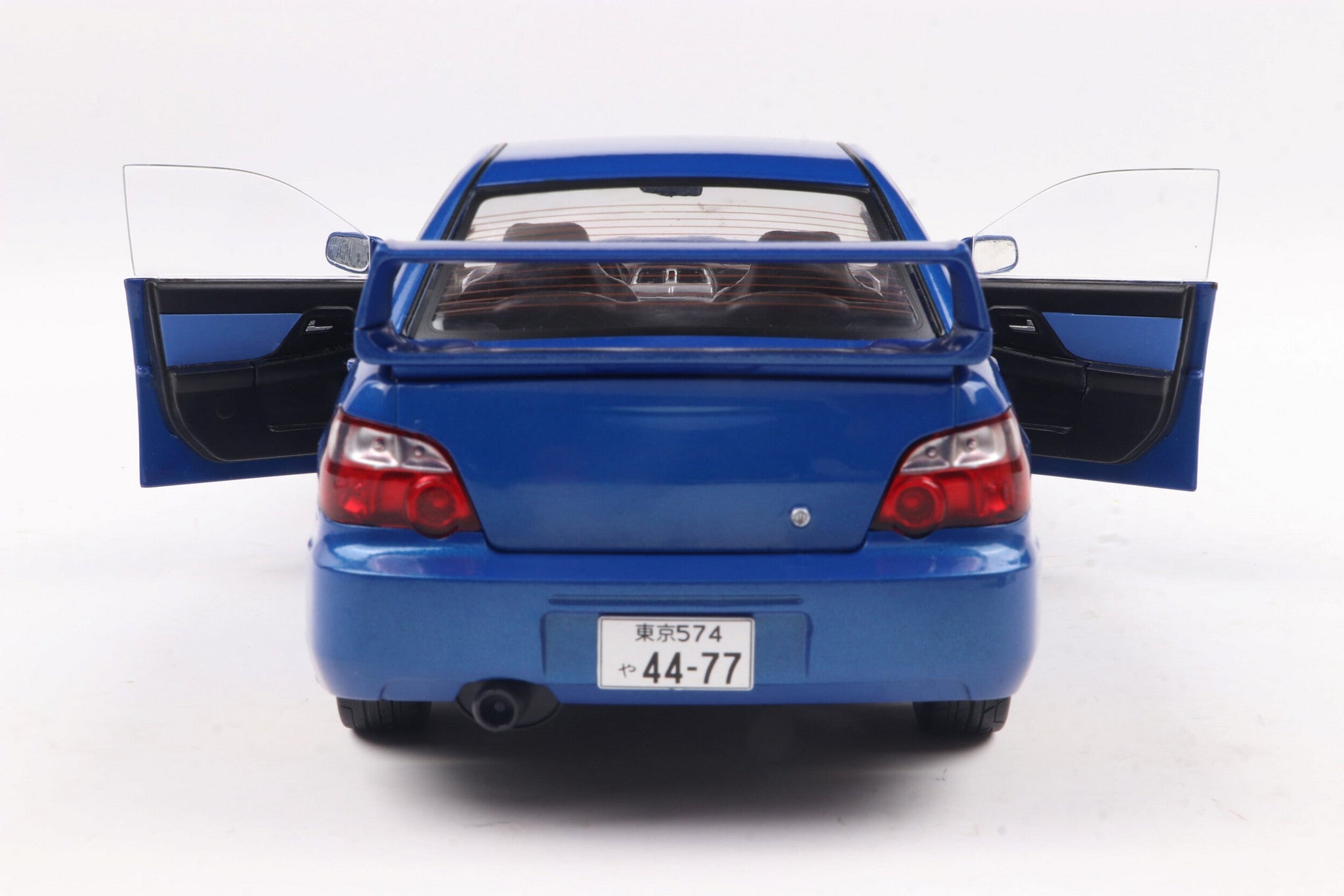 1:18 Subaru Impreza WRX STI 2003 -- Sonic Blue -- Solido