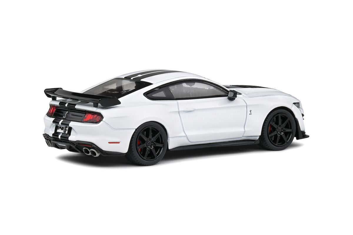 Ford Mustang SHELBY GT500/20/CARBON/RECARO/EXCLUSIVE/PERFORMANCE Blanc d'occasion, moteur Ford Mustang SHELBY GT500/20/CARBON/RECARO/EXCLUSIVE/PERFORMANCE Blanc d'occasion, moteur