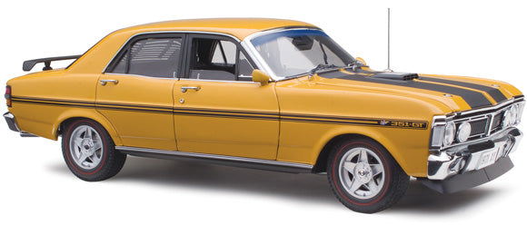 1:18 Ford XY Falcon Phase III GT-HO -- Yellow Ochre -- Classic Carlectables