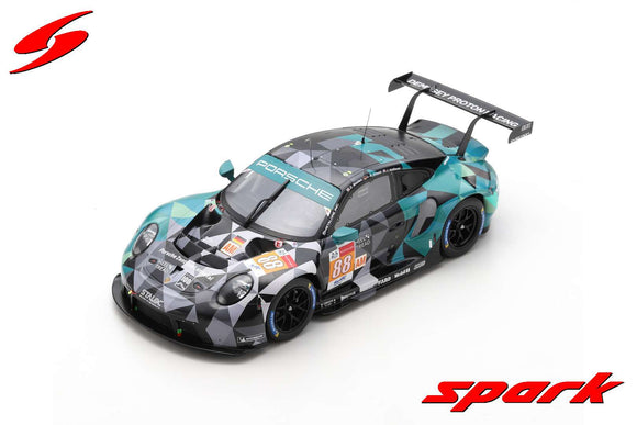 1:18 2021 Le Mans Pole Position LMGTE Am class - #88 Porsche 911 RSR-19 -- Spark