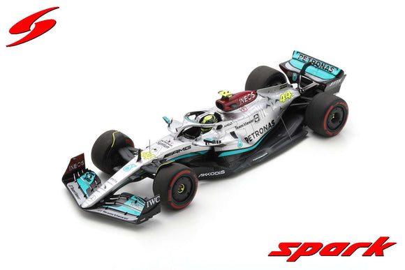 1:18 2022 Lewis Hamilton -- Bahrain GP 3rd -- Mercedes-AMG W13 E -- Spark F1