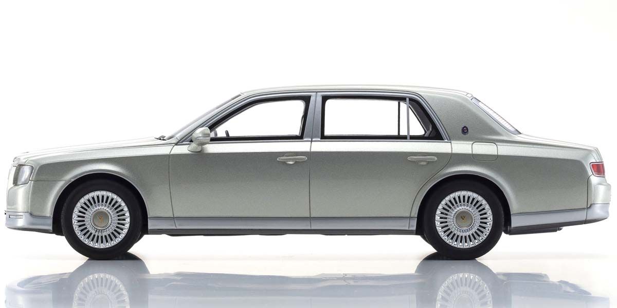 1:18 2018 Toyota Century -- Silver -- Kyosho
