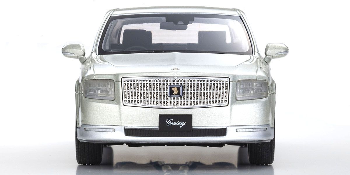 1:18 2018 Toyota Century -- Silver -- Kyosho
