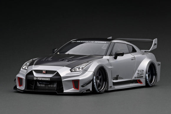 1:18 Nissan GT-RR R35 LB-Silhouette WORKS -- Silver -- Ignition Model IG2356