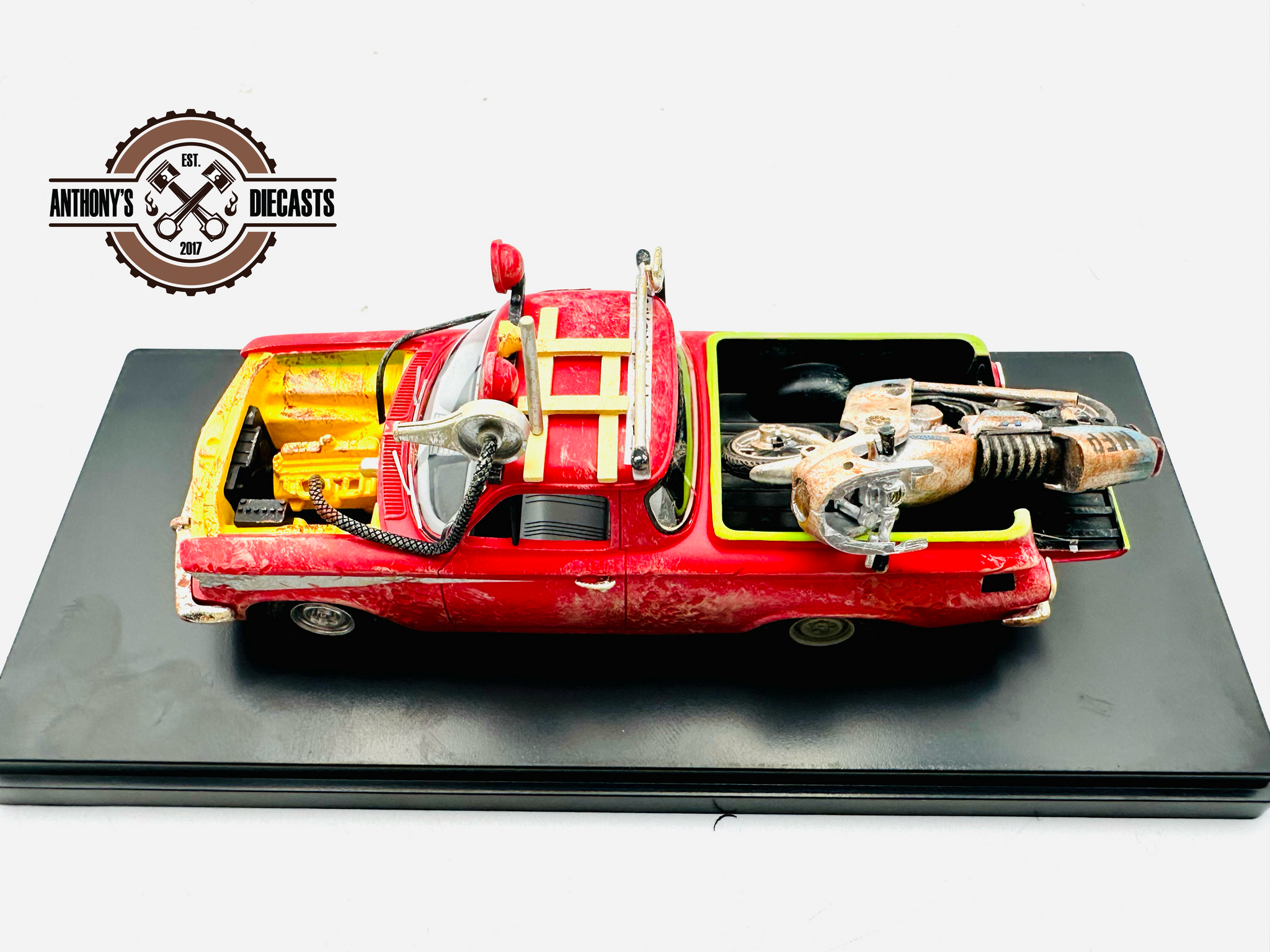 1:43 Mad Max -- 1963 EJ Holden Ute with Goose's Police Kawasaki Bike -