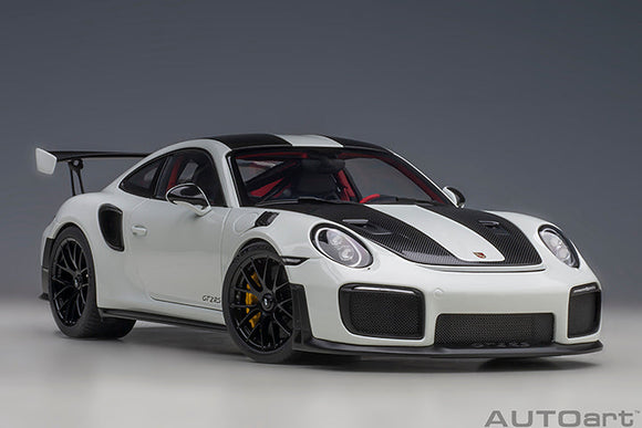 1:18 Porsche 911 (991) GT2 RS 2019 Weissach Package -- White -- AUTOart