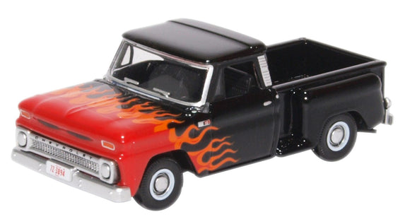 1:87 (HO) 1965 Chevrolet Stepside Pick Up -- Black/Orange Flames -- Oxford