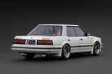 1:18 Toyota Crown 3.0 Royal Saloon G -- White -- Ignition Model IG2058