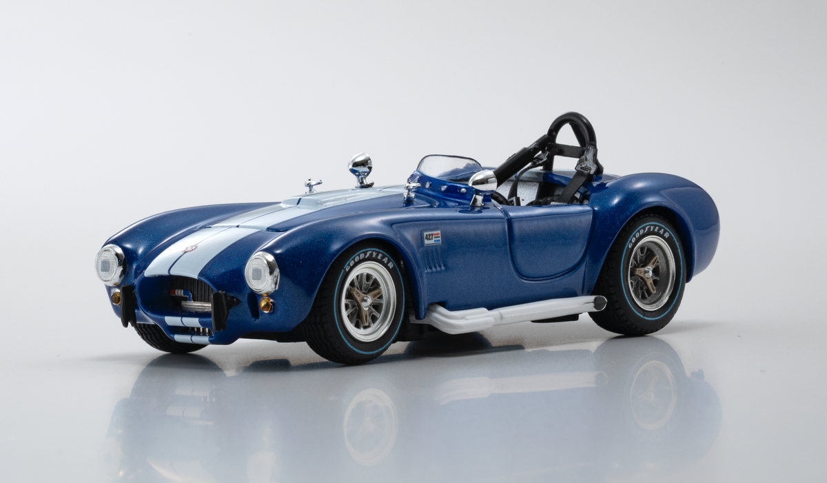 1:43 Shelby Cobra 427 S/C w/Racing Windscreen -- Dark Blue/White -- Ky