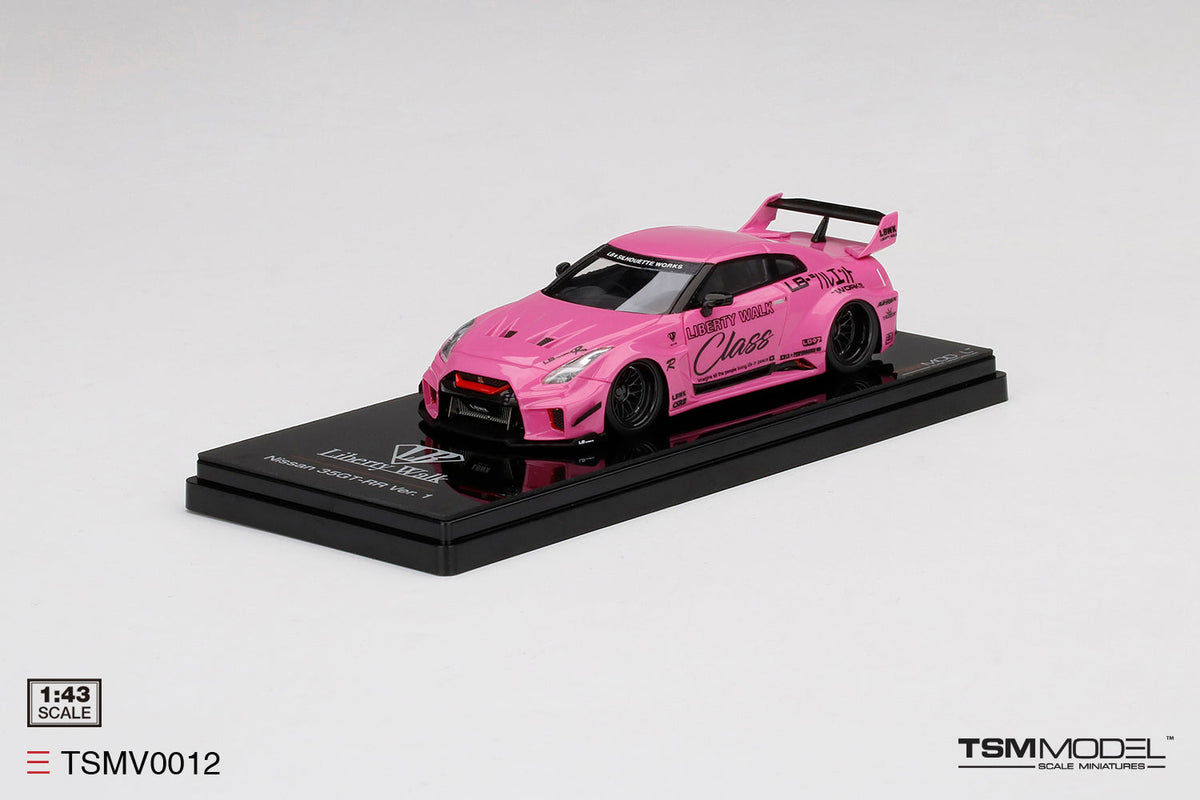 1:43 Nissan R35 GTRR LB-Silhouette WORKS GT Ver.1 -- Pink
