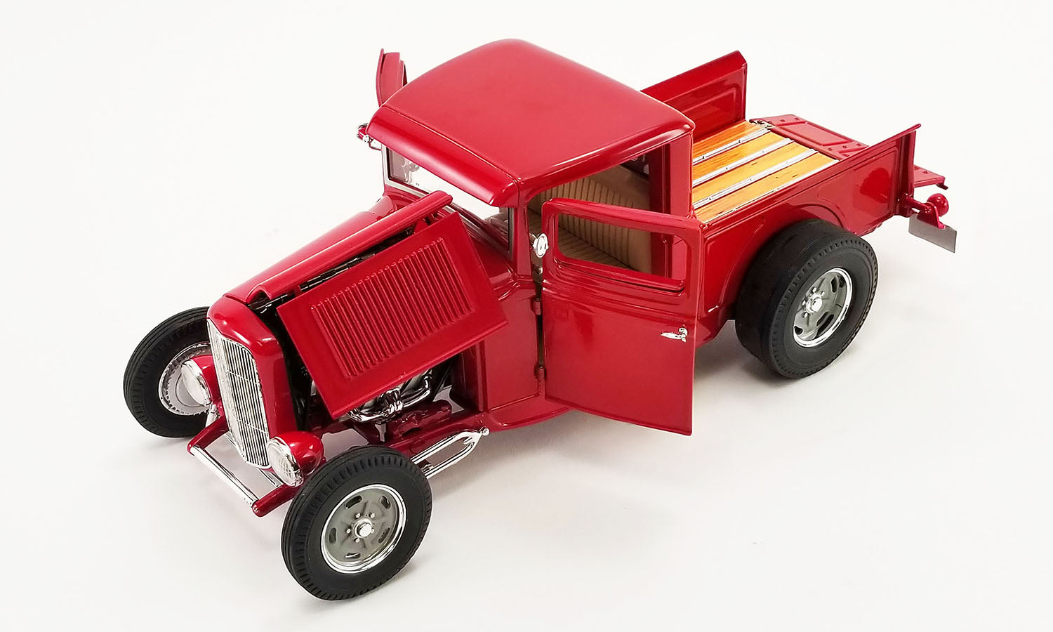 1:18 1932 Ford Pickup Hot Rod -- Red with Tan Interior -- ACME