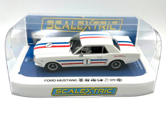 Scalextric 1:32 -- 1965 Ford Mustang -- Ian 'Pete' Geoghegan ATCC