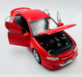 1:18 HSV VT2 Clubsport -- Sting Red -- Biante/AUTOart