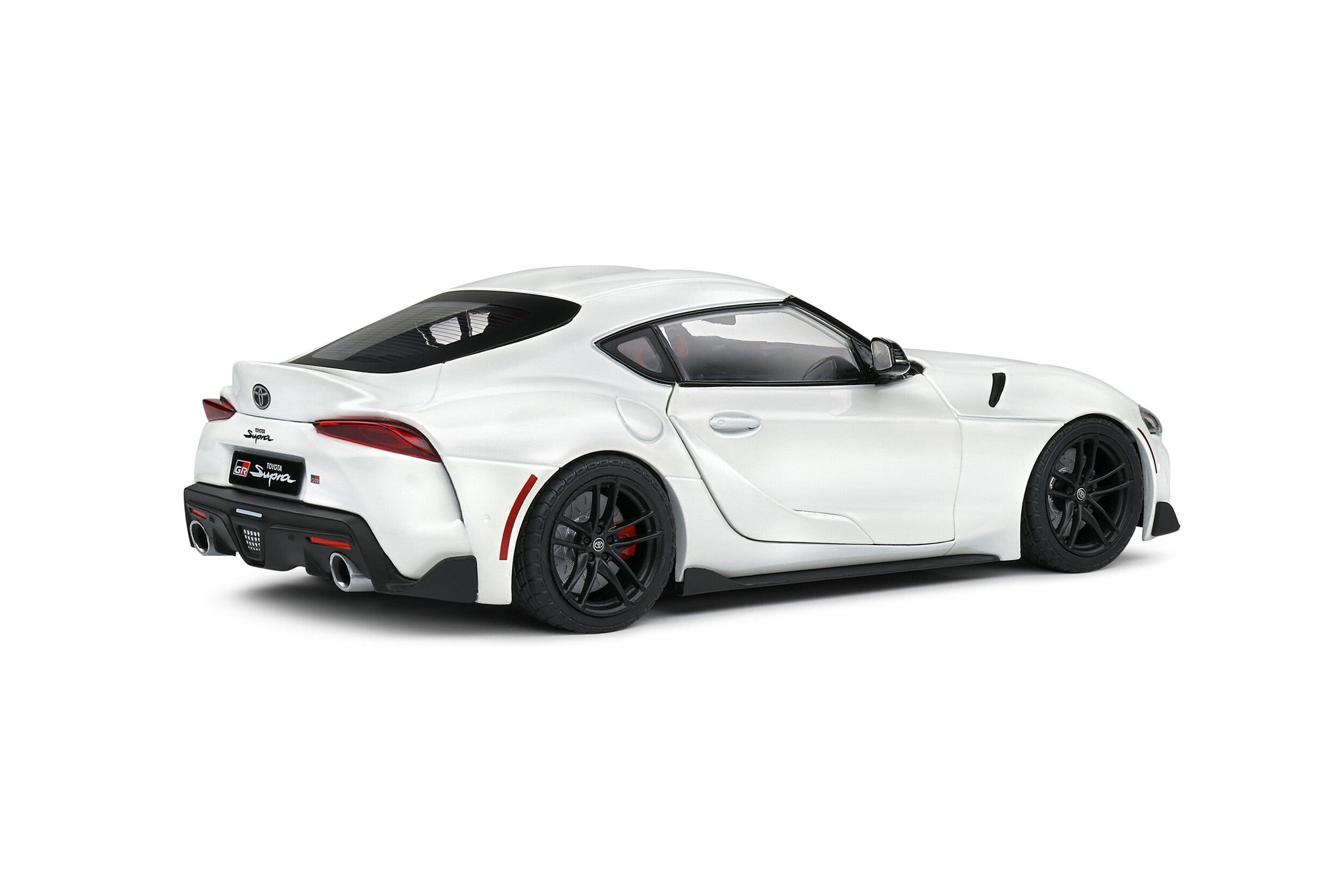 1:18 2023 Toyota GR Supra (A90) -- White Pearl -- Solido